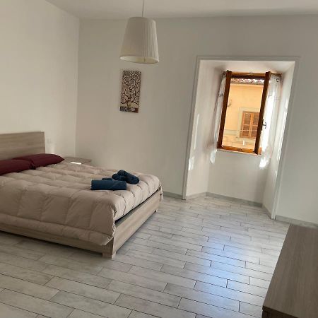 Vivere Il Borgo Sul Lago Genzano di Roma Bagian luar foto