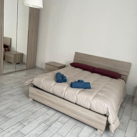 Vivere Il Borgo Sul Lago Genzano di Roma Bagian luar foto