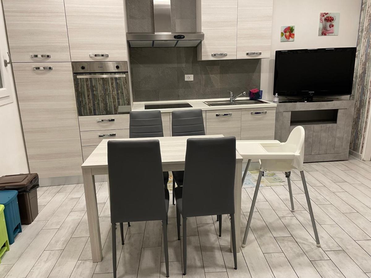 Vivere Il Borgo Sul Lago Genzano di Roma Bagian luar foto