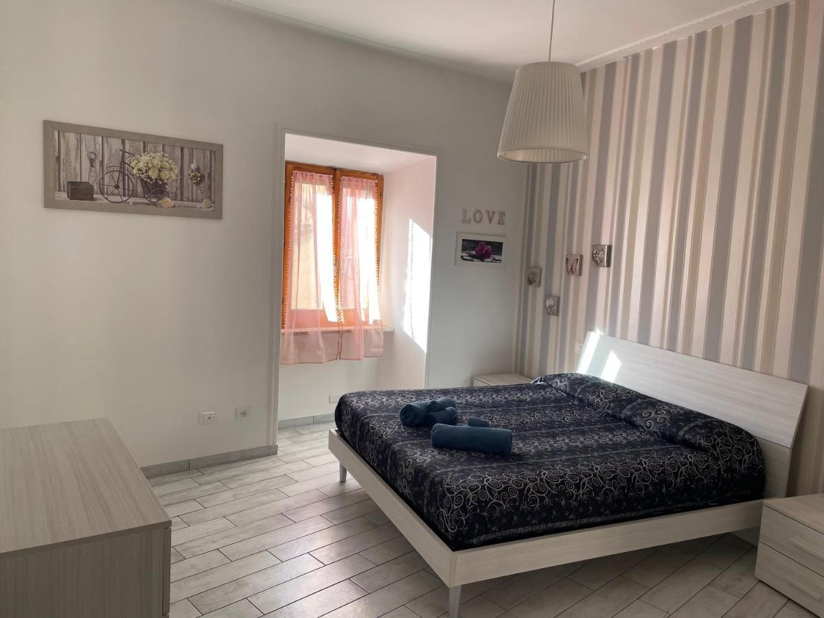 Vivere Il Borgo Sul Lago Genzano di Roma Bagian luar foto